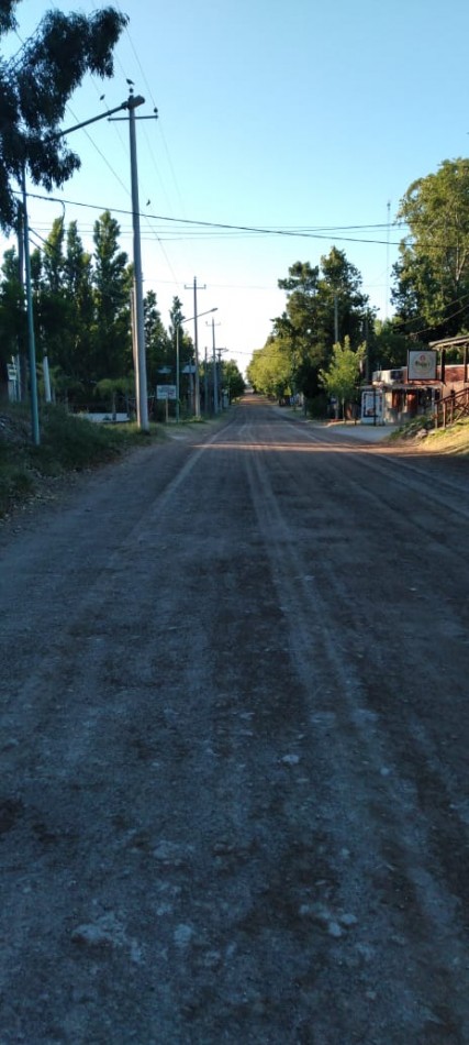 ¡Oportunidad sobre la arteria principal del balneario!