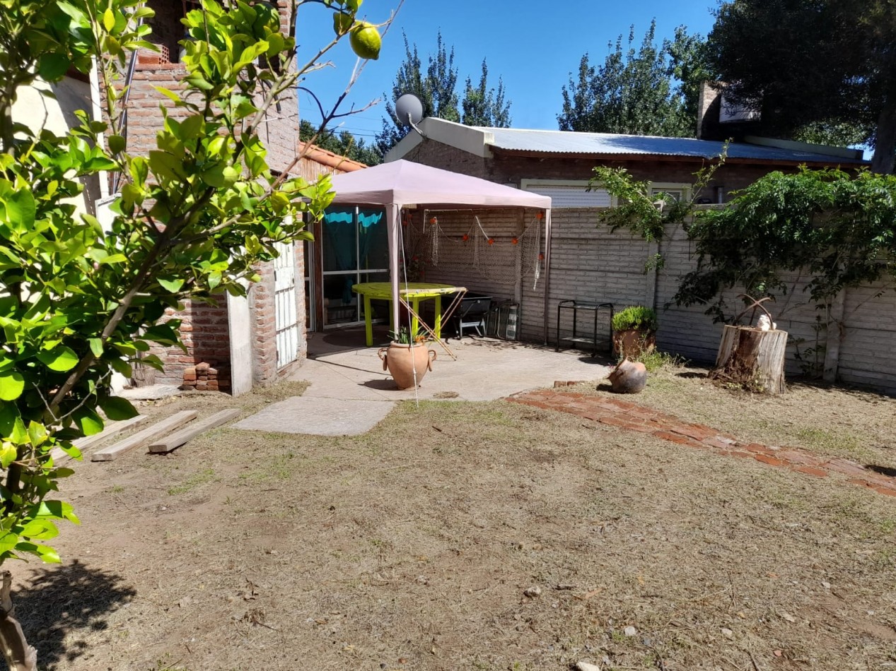 Casa estilo iglu sobre calle San Juan