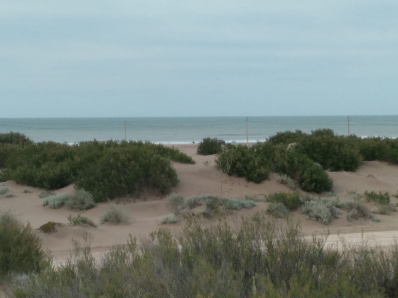  Excepcional lote con vista al mar en ubicacion privilegiada