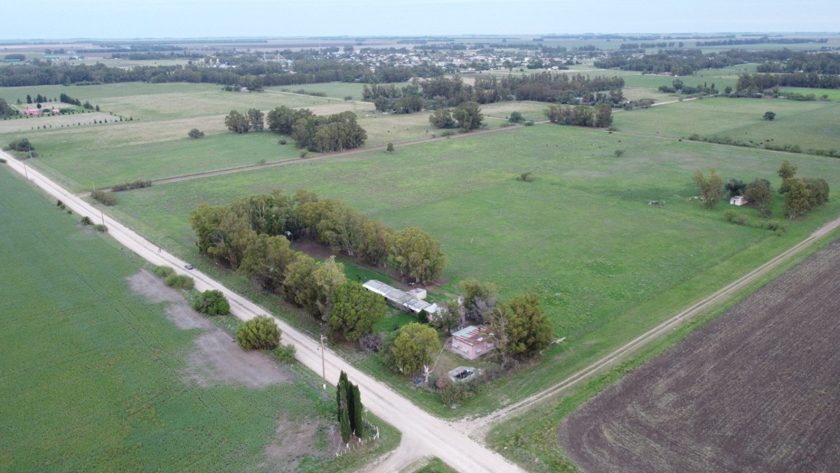 QUINTA EN VENTA EN ORIENTE - 8 HECTAREAS CON VIVIENDA Y PILETA