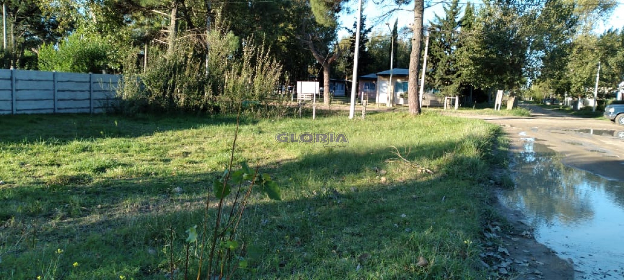 Esquina Estrategica en la Entrada de Marisol - Ideal para Comercio o Vivienda