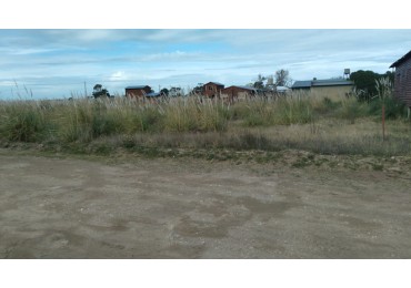 En venta - Lote ideal para casa de vacaciones en Balneario Marisol
