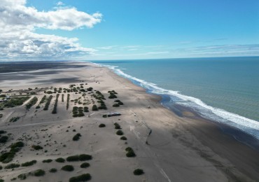  En Venta - Lote Esquina con Vista al Rio